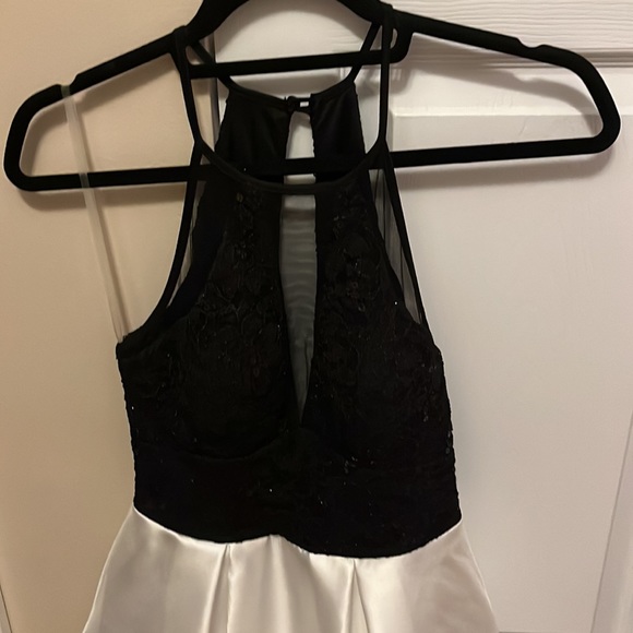 Le Chateau Cocktail dress size 3 - Picture 2 of 8